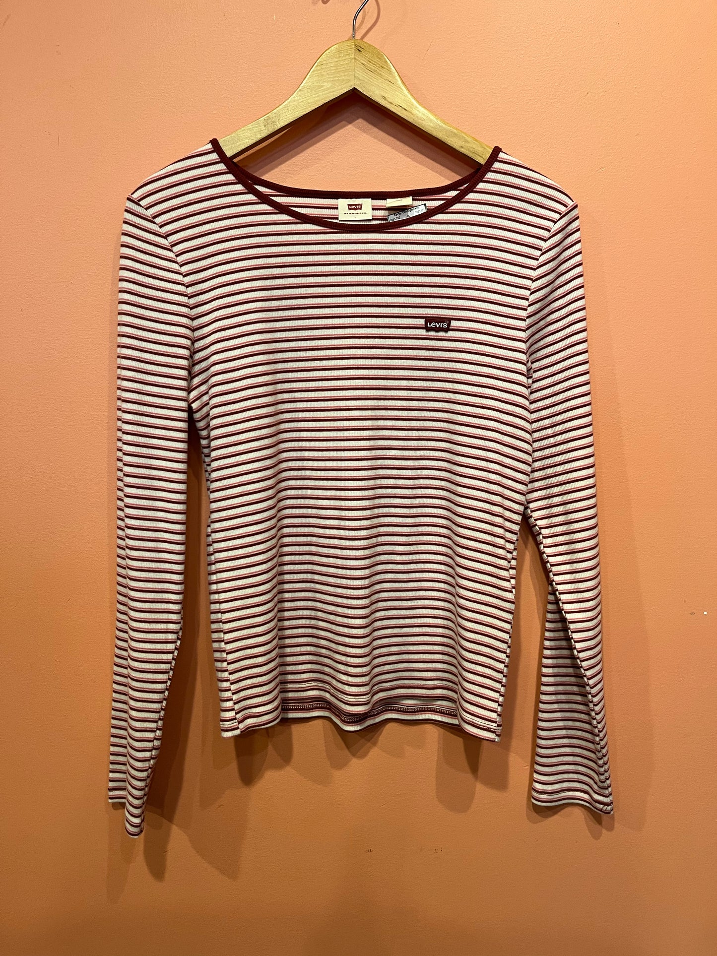 Size L Levi Shirt