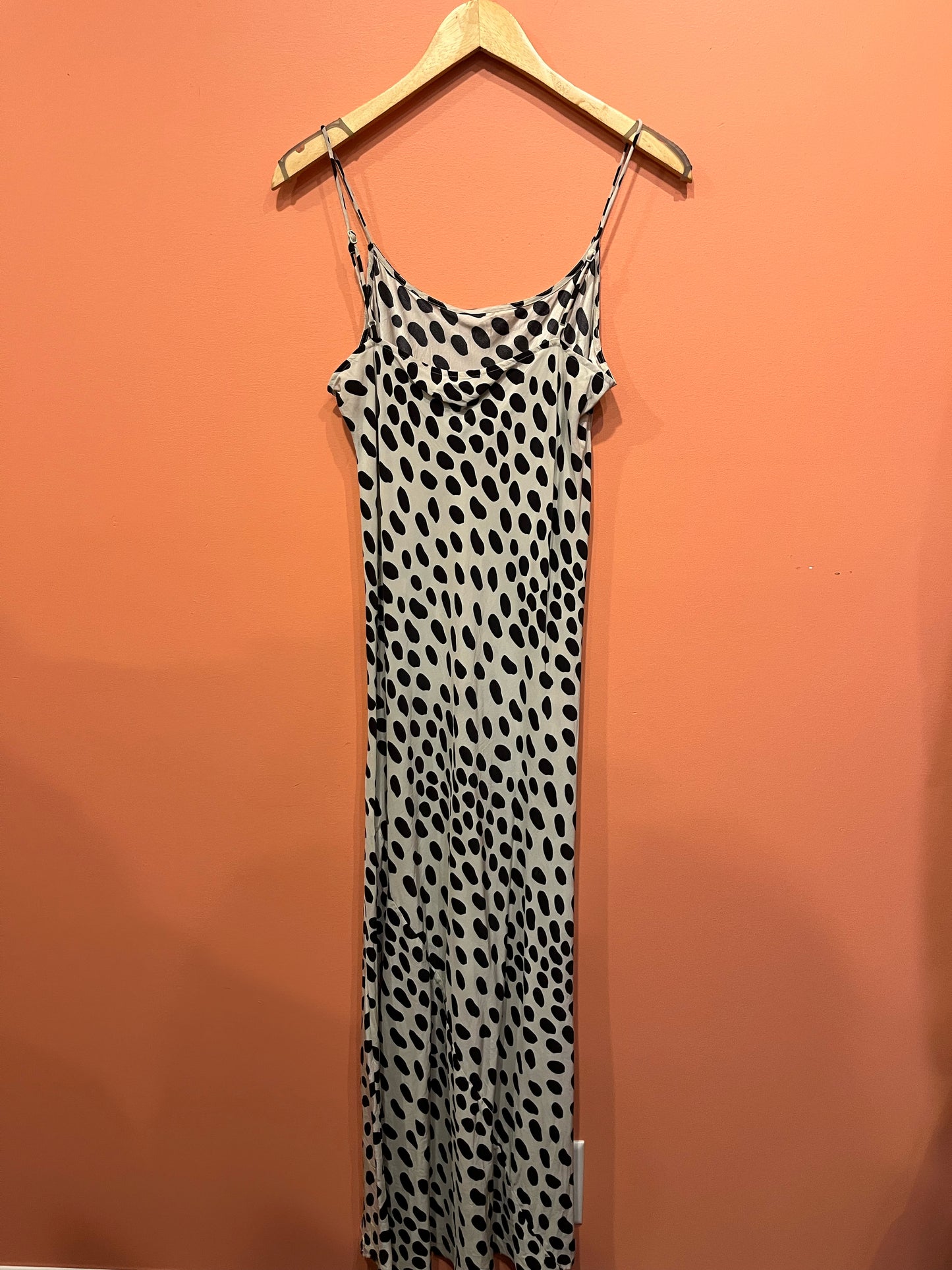 Size M AYR Dress