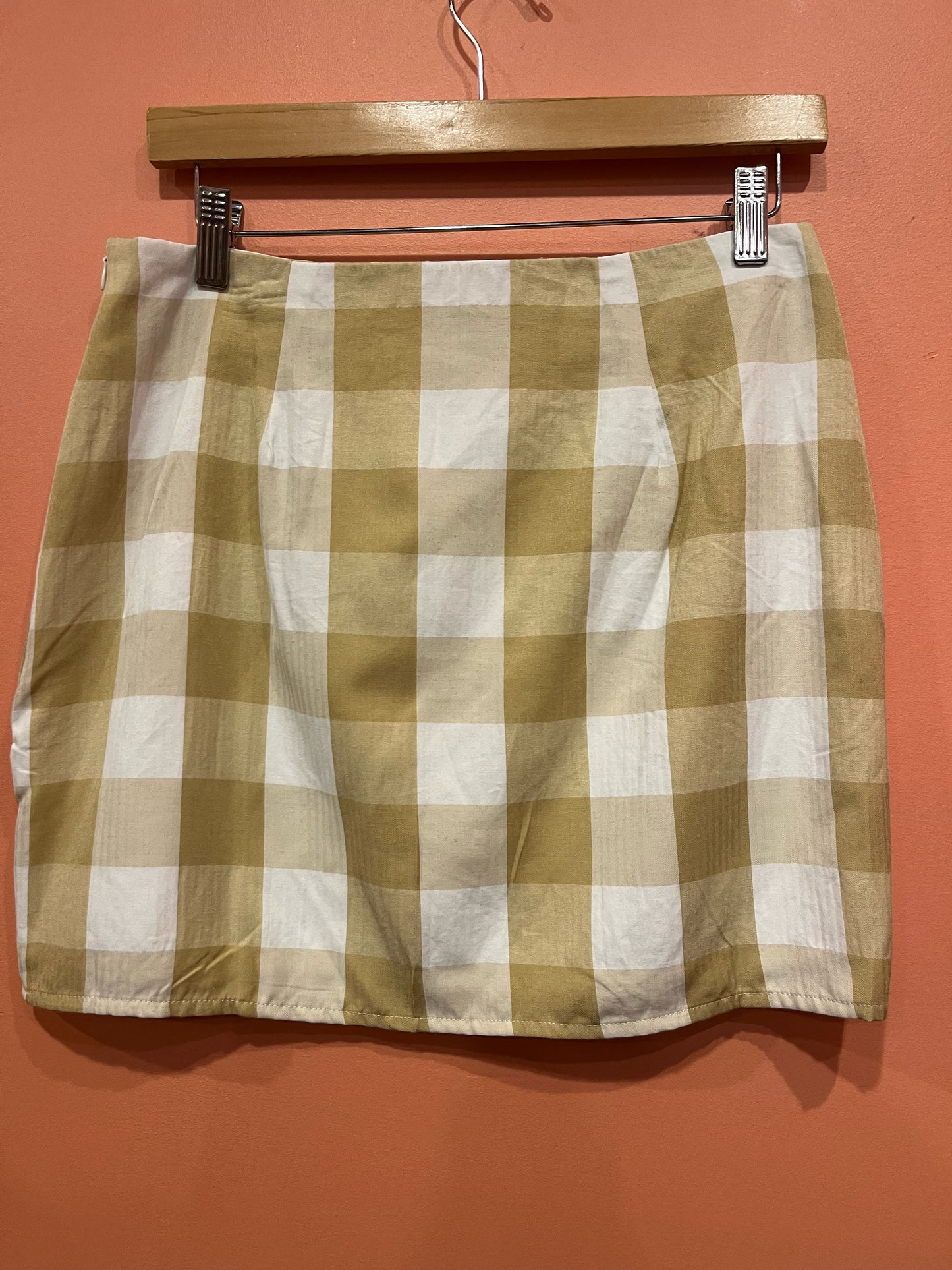 Size M OnetheLand Skirt