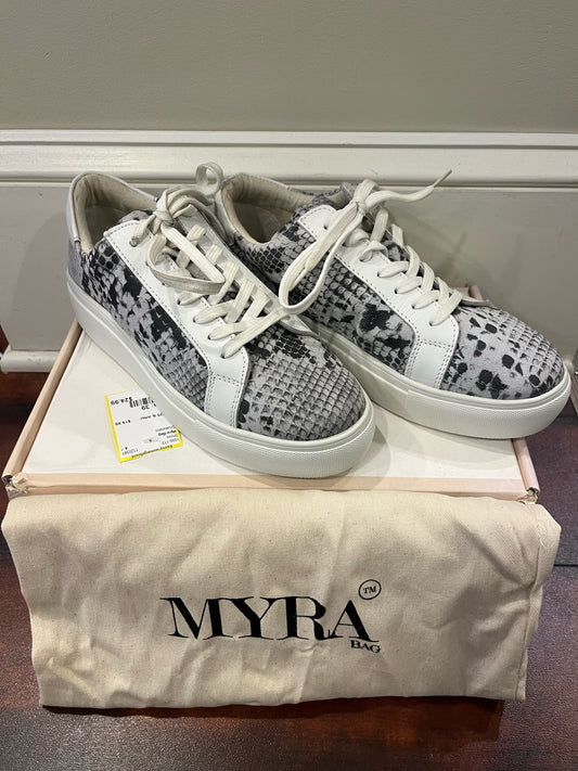 Myra Bag Size 39 Snakeskin Shoes