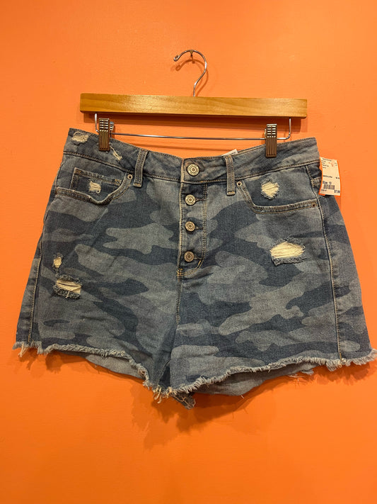 Size 10 Time & True Shorts
