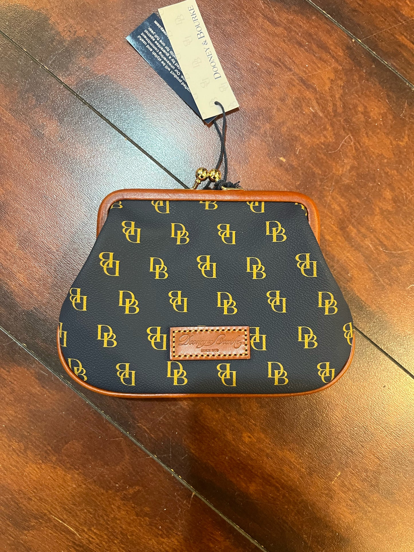 Dooney & Bourke Purse